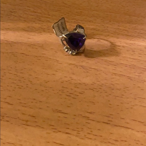 Ring - Picture 1 of 1